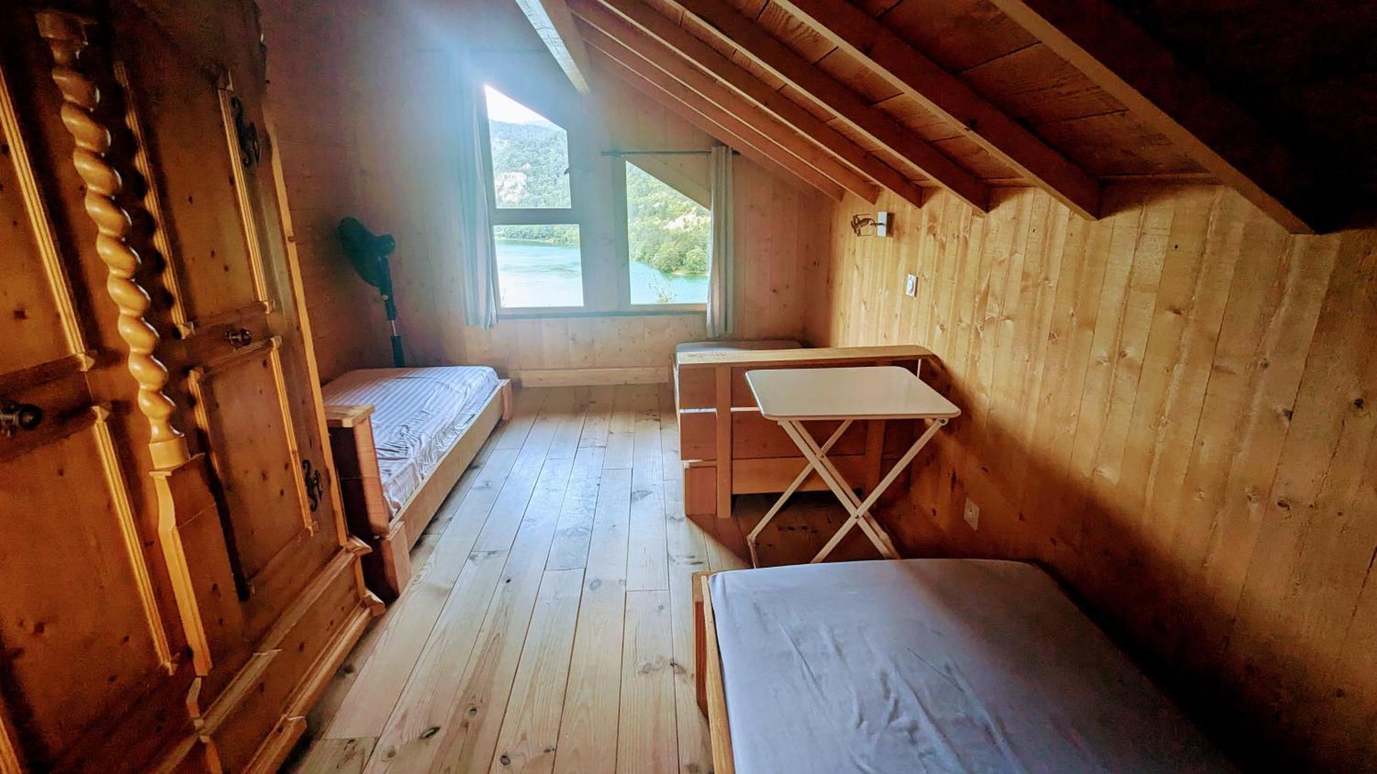 Cabanes Et Lodges Du Belvedere Serrieres-sur-Ain Luaran gambar