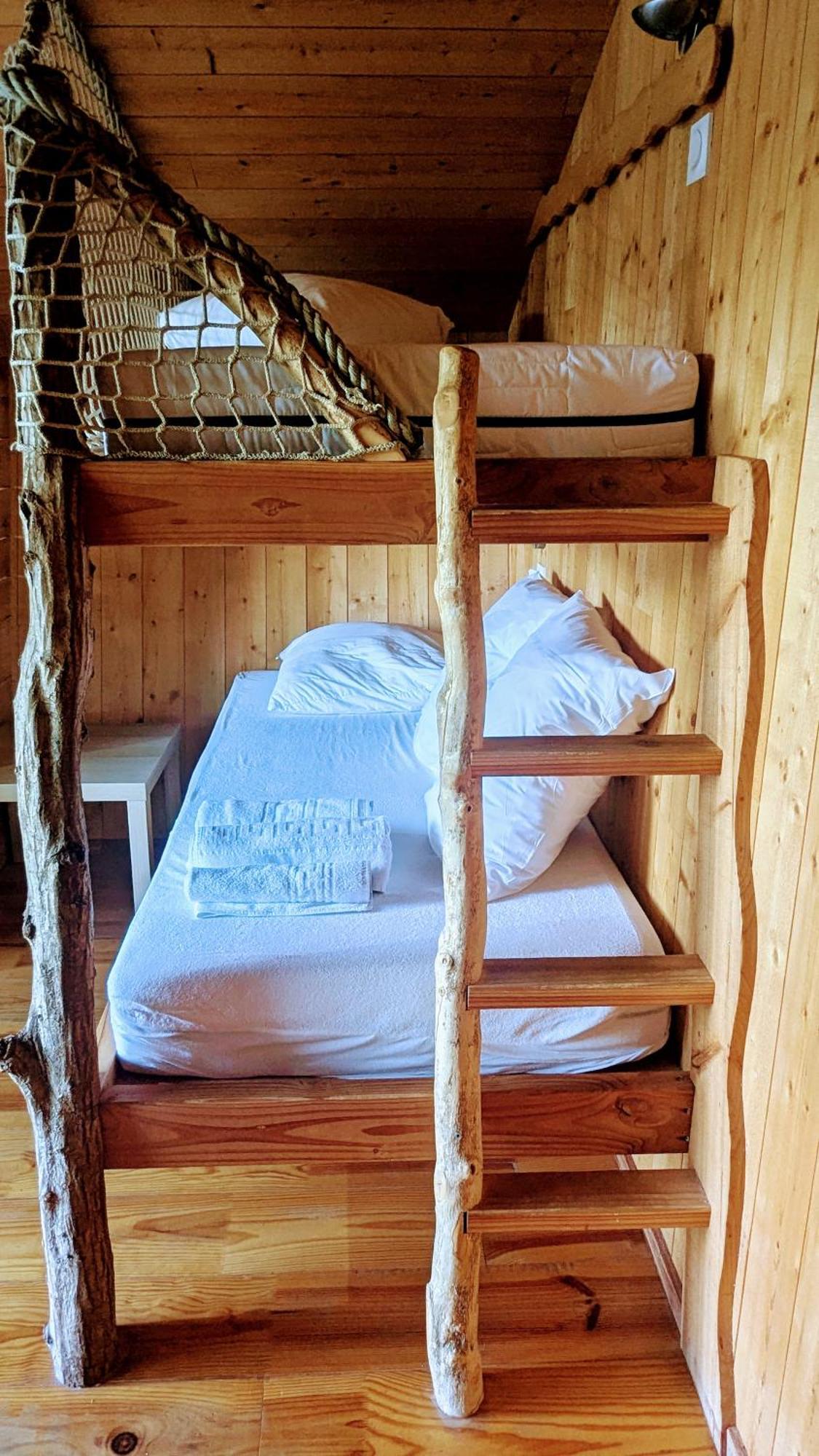 Cabanes Et Lodges Du Belvedere Serrieres-sur-Ain Luaran gambar