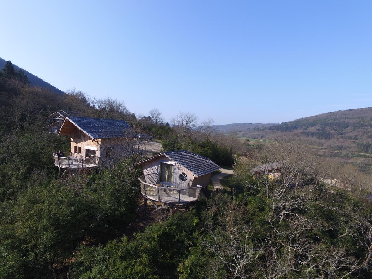 Cabanes Et Lodges Du Belvedere Serrieres-sur-Ain Luaran gambar